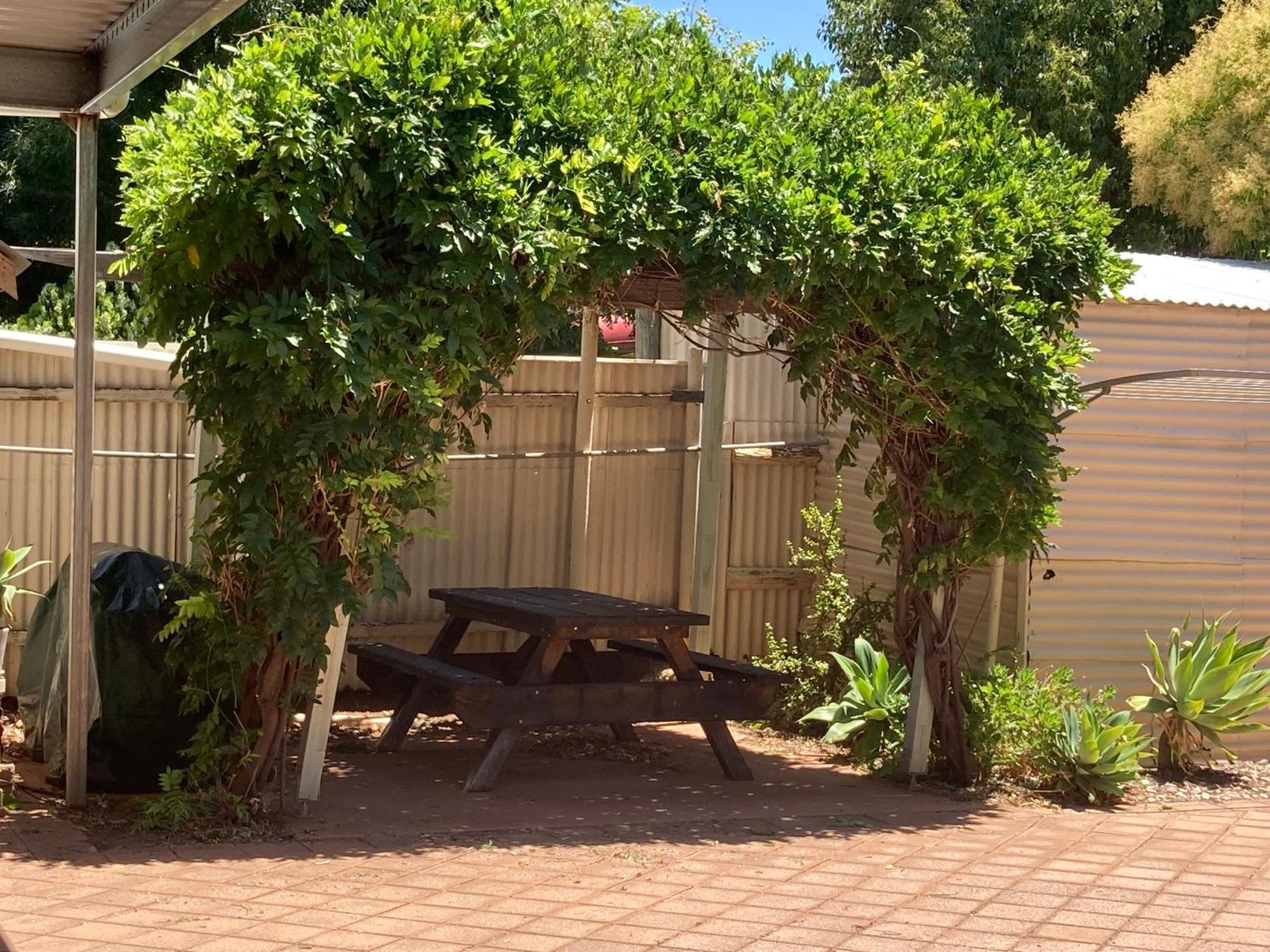 Maeville Cottage Broken Hill Exterior photo